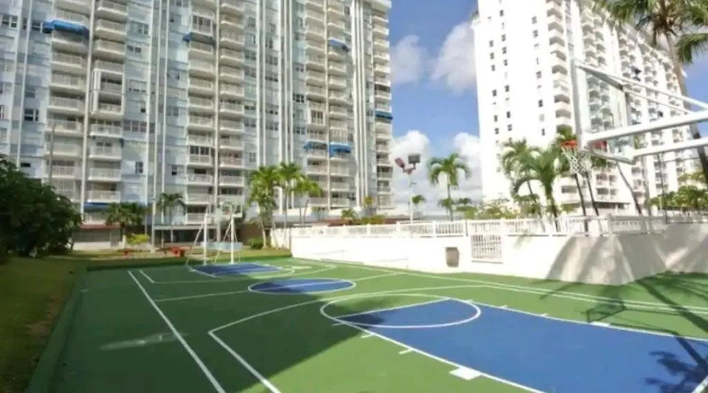Marbella Beach Apts San Juan Appartamento